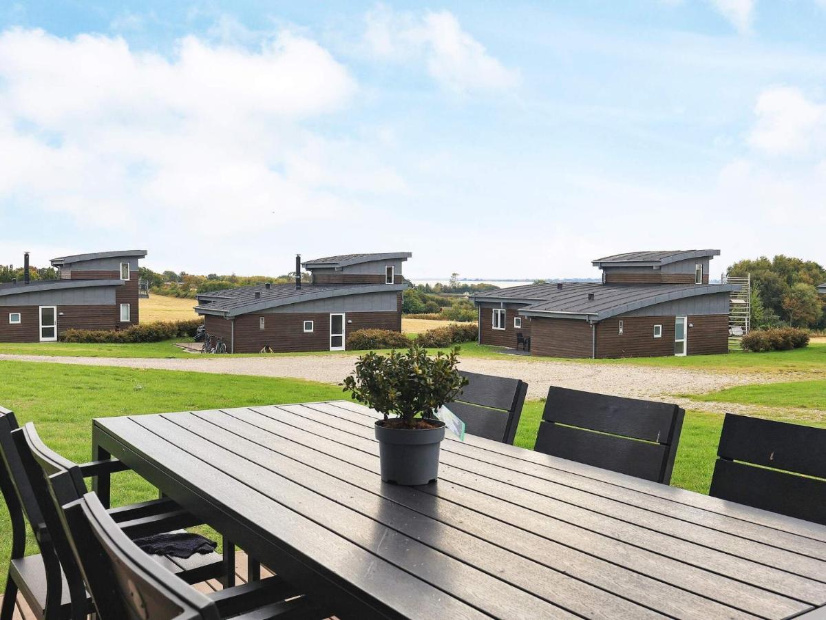 8 Person Holiday Home In Fåborg Kültér fotó